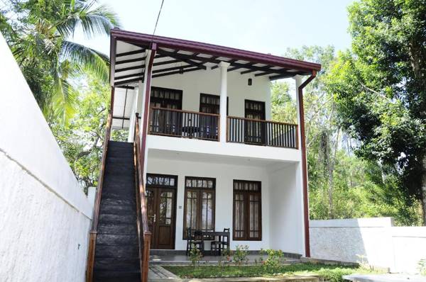 AMOUR AT TURTLE BEACH