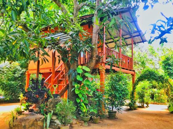 Sigiri Sky Home & Tree House