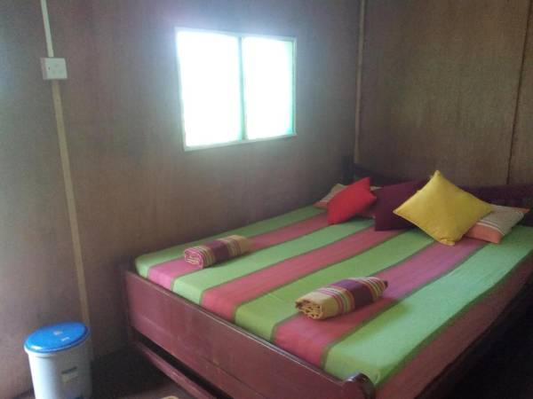 tree house and beautiful hostel sigiriya