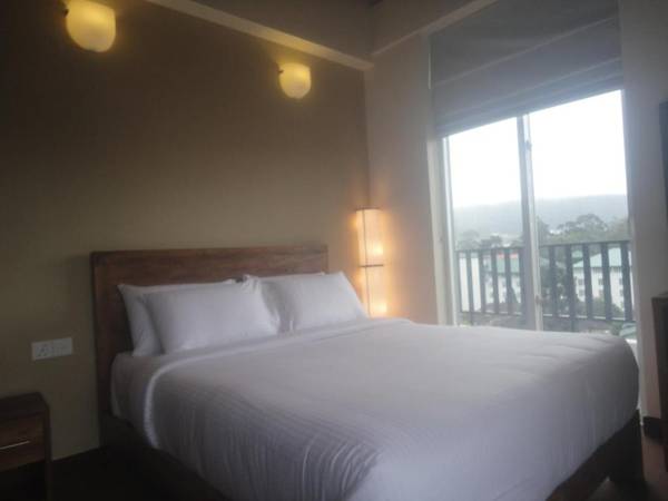 Emirates Luxury Apartments (Glen Fall Residencies)