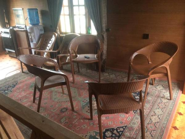 Wood cabana Nuwaraeliya