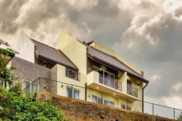 Wintry Hills By Lemas