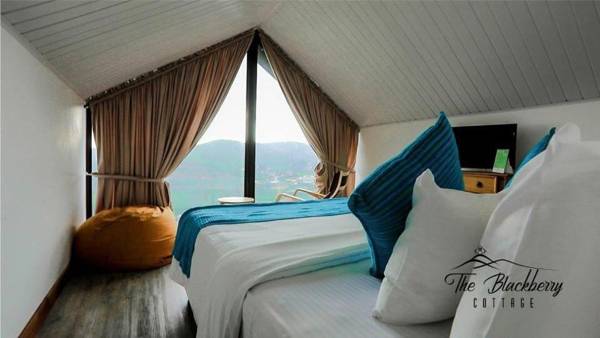The Blackberry Cottage