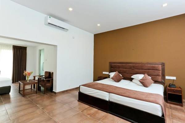 Golden Star Beach Hotel