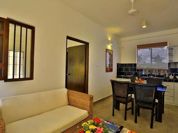 St.Lachlan Hotel & Suites