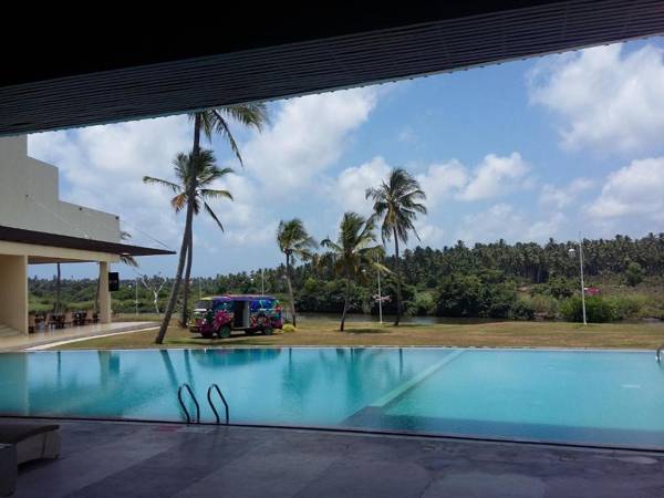 Avenra Gangaara Hotel