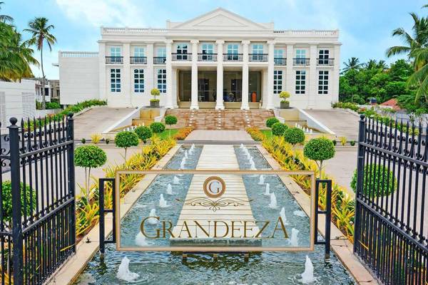 Grandeeza Luxury Hotel