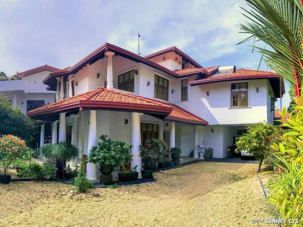 Ceylon Pearlwing Resort