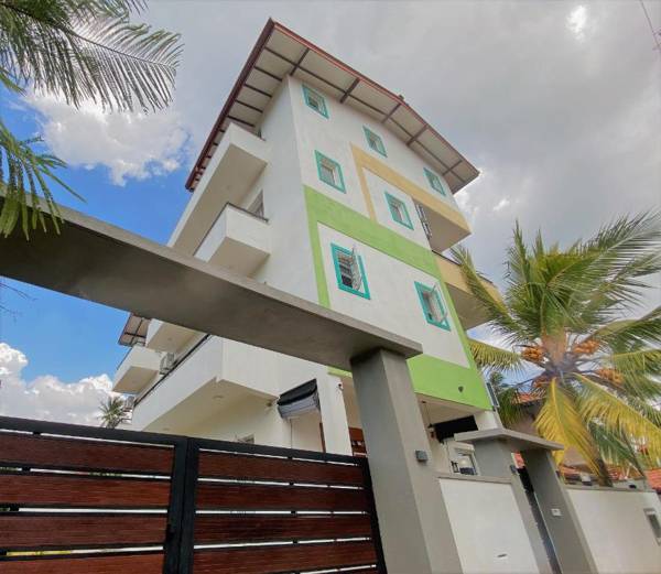 Srimadis Villa near Airport - Negombo