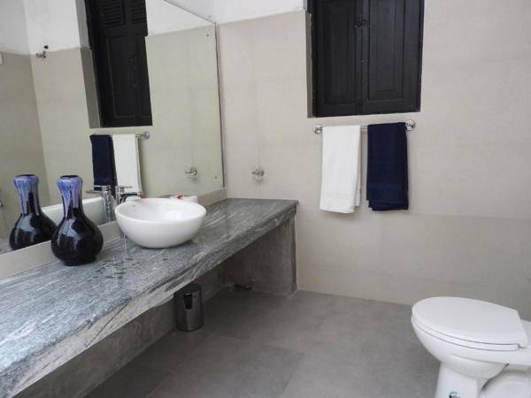 Villa by the Lake Bolgoda Moratuwa-Colombo