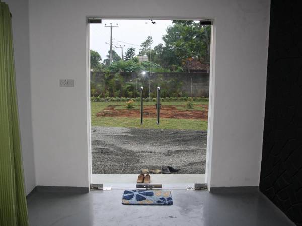 Green Banana Mirissa Hotel