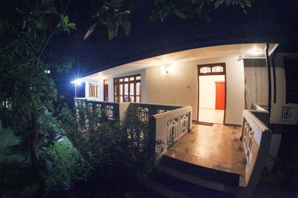 12 B Lewella Road Kandy.