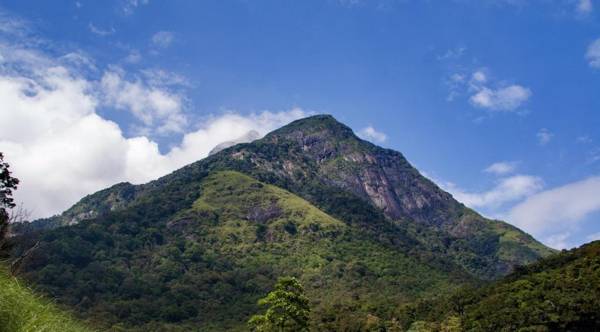Deer Point Hotel Kandy
