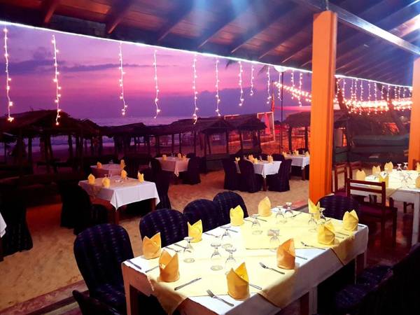 Drifters Hotel & Beach Restaurant