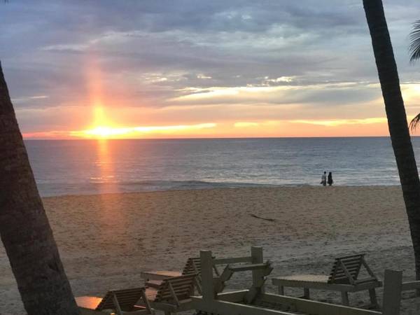 Shenora Beach Resort