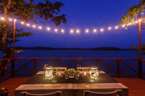 MO River House Luxury Villa