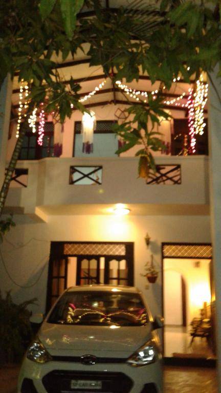 Araliya Residence - Apartment with Free Scooter