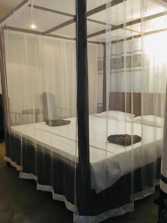 Hiriketiya Orchid Villa