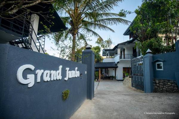 Grand Jumbo Hotel & Restaurant