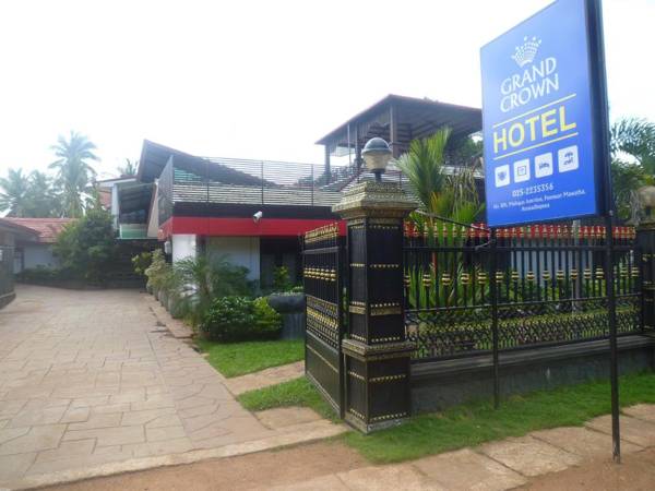 Grand Crown Hotel