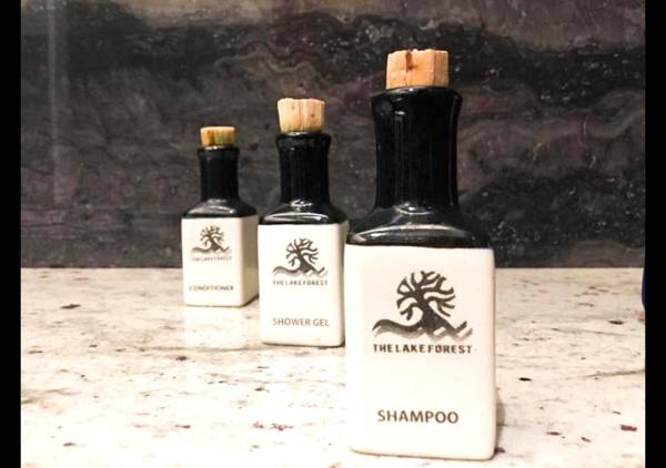 The Lake Forest Hotel