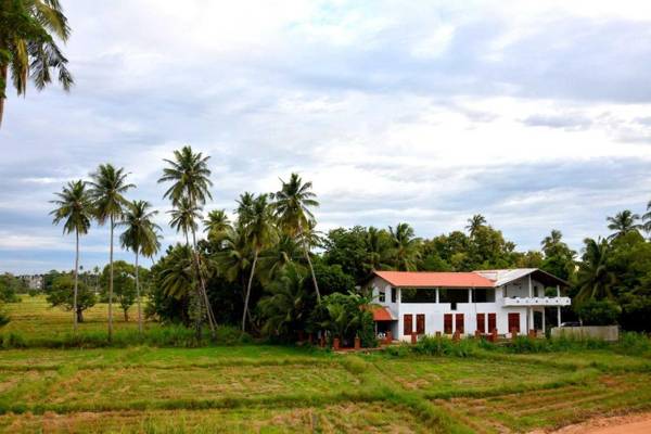 Royal Views Residence