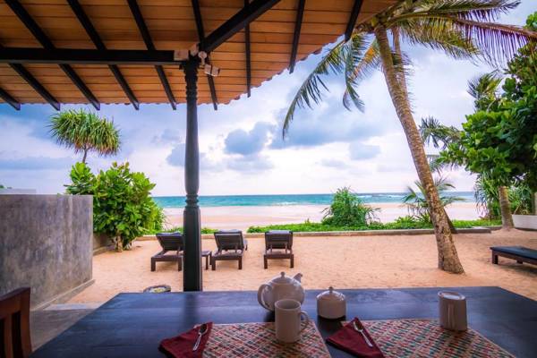 Blue Parrot Beach Villa