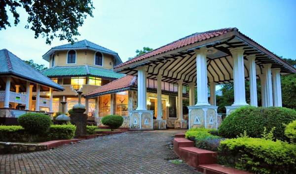 Kodigahawewa Forest Resort