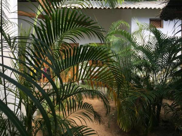 Eagle Resort Arugambay