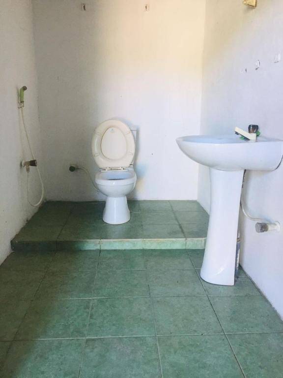 Moon Eyes Beach Hotel