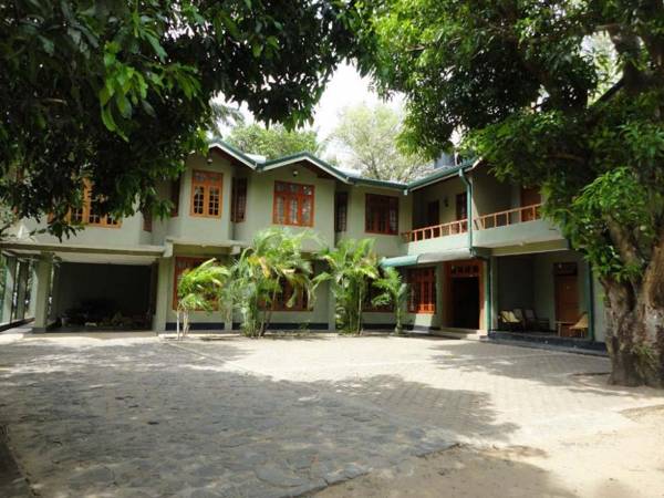 Tikiri Villa