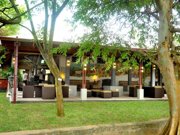 Siddhalepa Ayurveda Resort - All Meals Ayurveda Treatment and Yoga