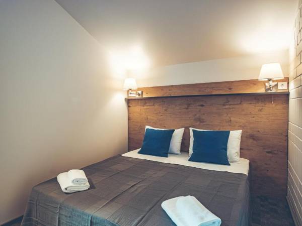 SELF CHECK-IN Hotel Railway Apartments