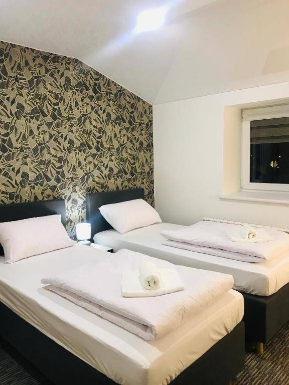 R plius "Easy Kaunas"