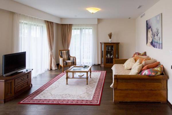 National Golf Resort