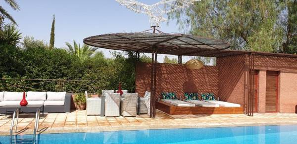 Very Chic Private Villa With Garden And Pool