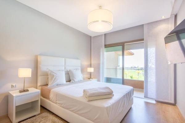 Luxe & Privilège - Prestigia Topaze