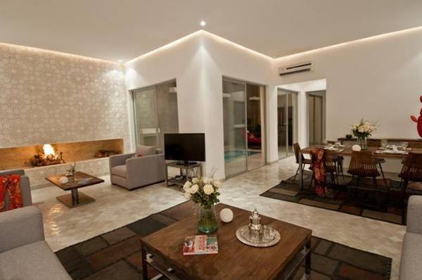 RIAD ROMANA