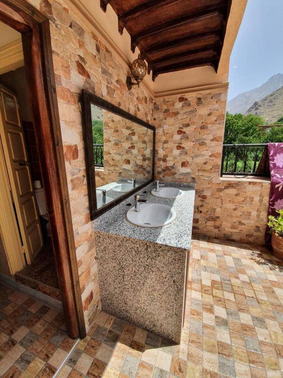 Dar Assarou - Toubkal National Park Lodge