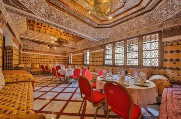 PALAIS LARAICHI Riad la porte bleue