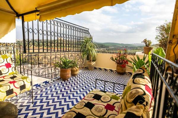 3 bedrooms appartement with enclosed garden and wifi at Fes