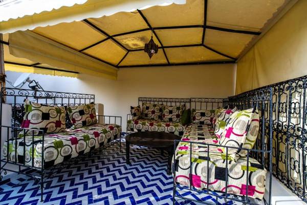 3 bedrooms appartement with enclosed garden and wifi at Fes