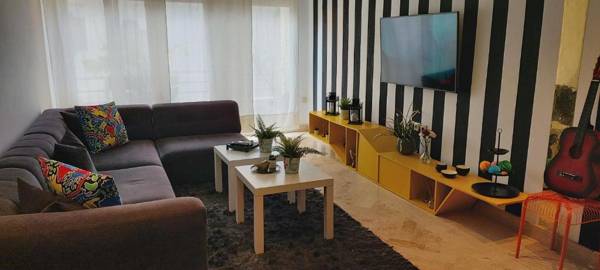 Charming Penthouse With 2 Suites Balcony and View