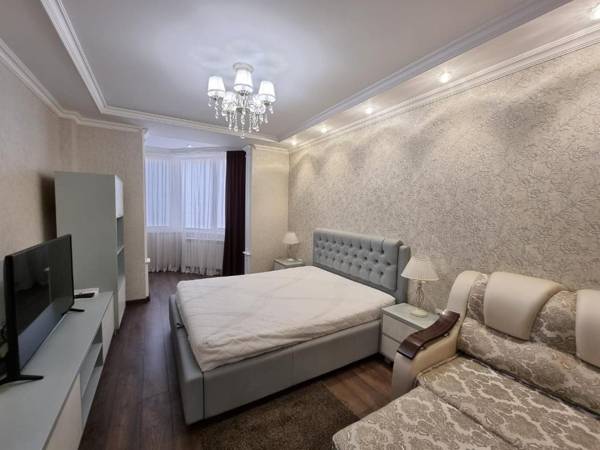 New Tourist and Business Apartments Ultra Center