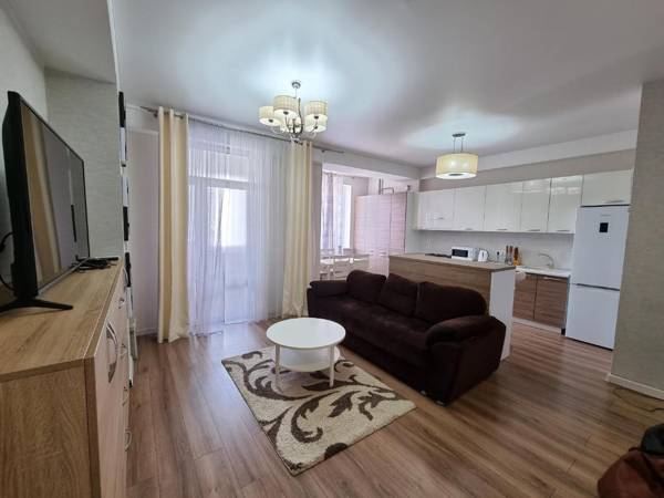 Grand Lev Tolstoi street Apartments New House Ultra Central