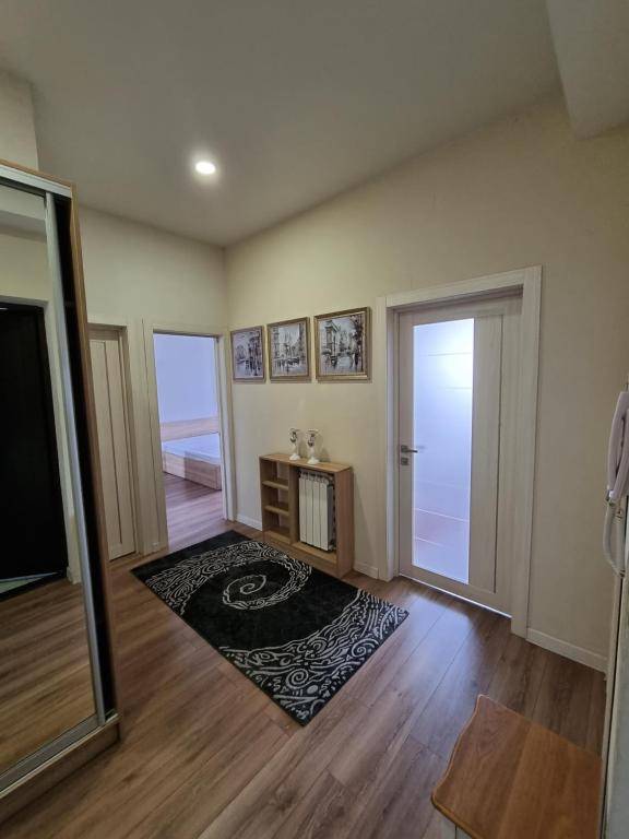 Grand Lev Tolstoi street Apartments New House Ultra Central