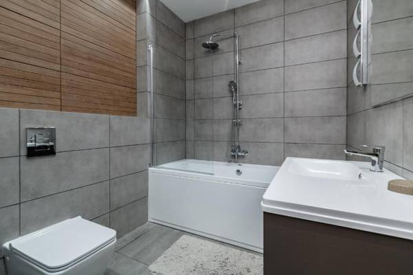 Diplomat Grand Apartments