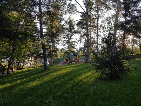 Tree House Relax Park