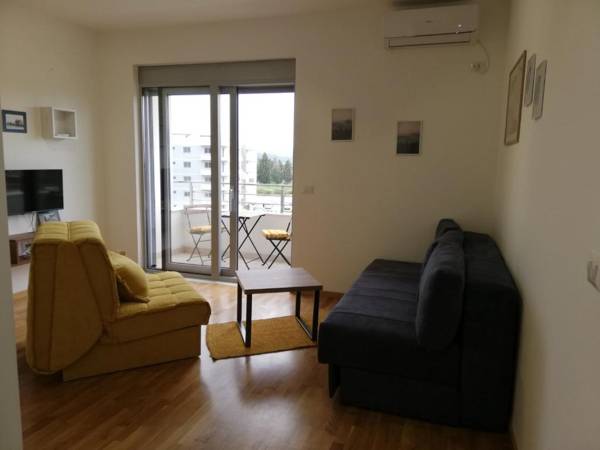 Gina and Nia apartments