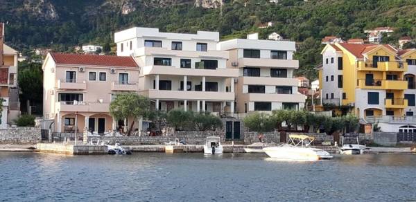 Apartments Tivat Obala